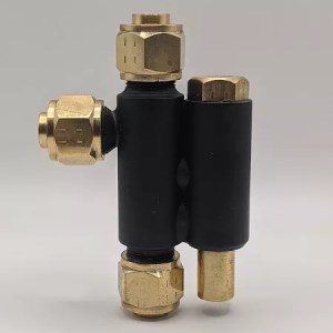 Number 8 Vertical Live Steam Injector (4" Garrett/Foster/Burrell/4.5" Foden DH)